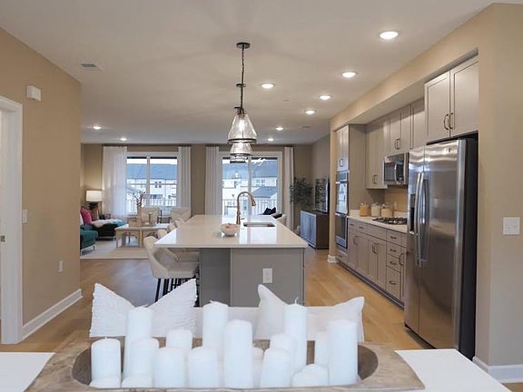 2nd image of 4921 Longmire Way Unit 123