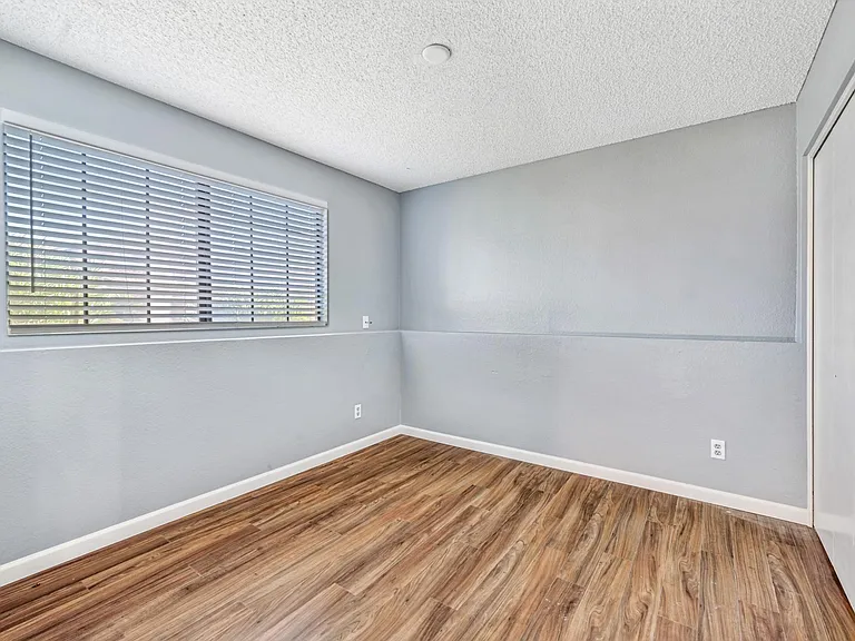 5704 E Aire Libre Ave #1009 — Photo 20