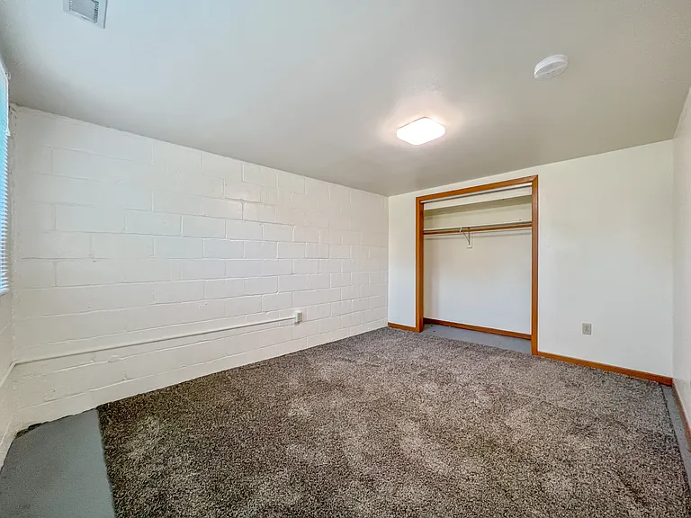 2141 Sunset Dr — Photo 16
