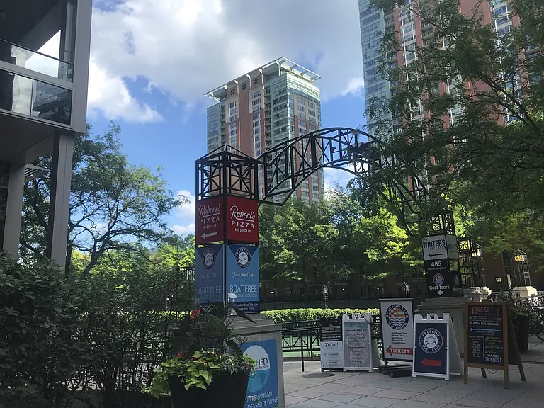 480 N McClurg Ct #618 — Photo 8