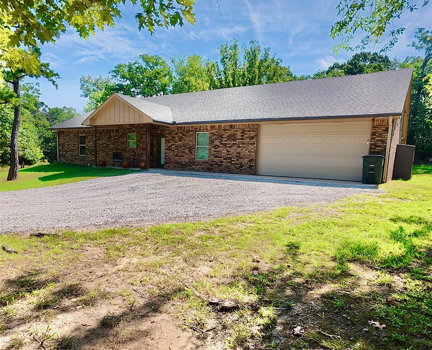4 bed, 3.5 bath, 1776 sqft, $6,000 — Photo 2