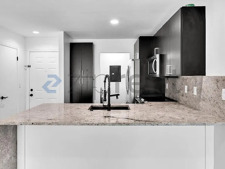 10122 Winsford Oak Blvd #405 — Photo 8