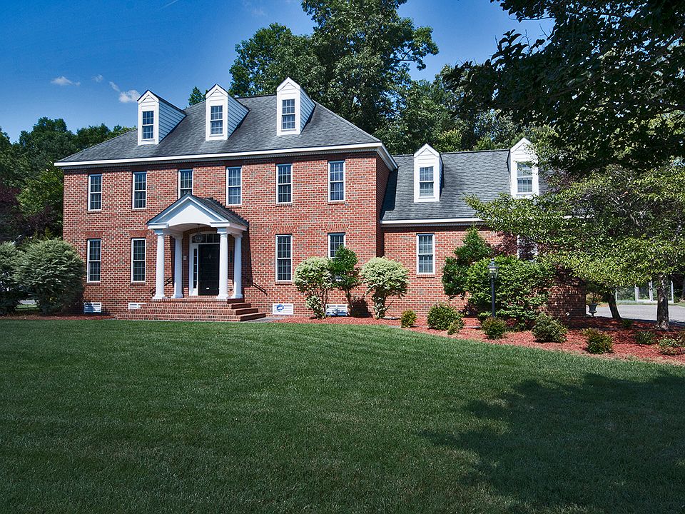 1st image of 104 Water Fowl Dr