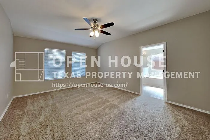 3205 Muleshoe Ln — Photo 10