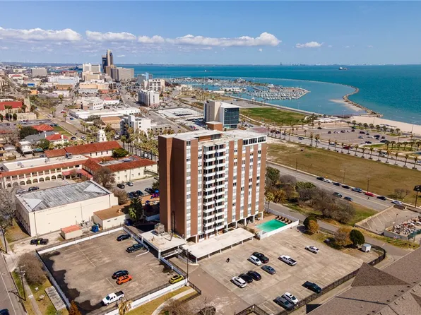715 S Upper Broadway St APT 205, Corpus Christi, TX 78401