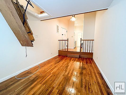 3rd image of 329 E 88th St APT 1FE