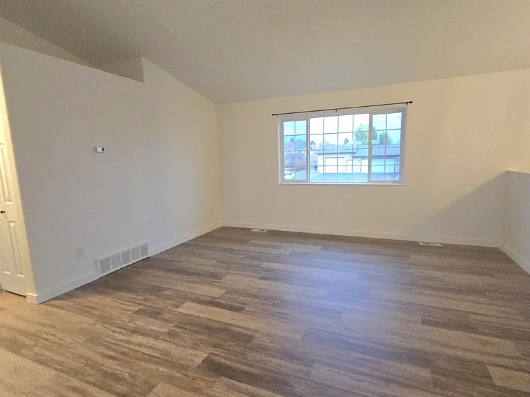 662 Rock Dr — Photo 15