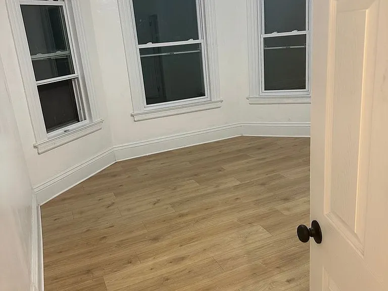 63 Whitmore St #1W — Photo 18