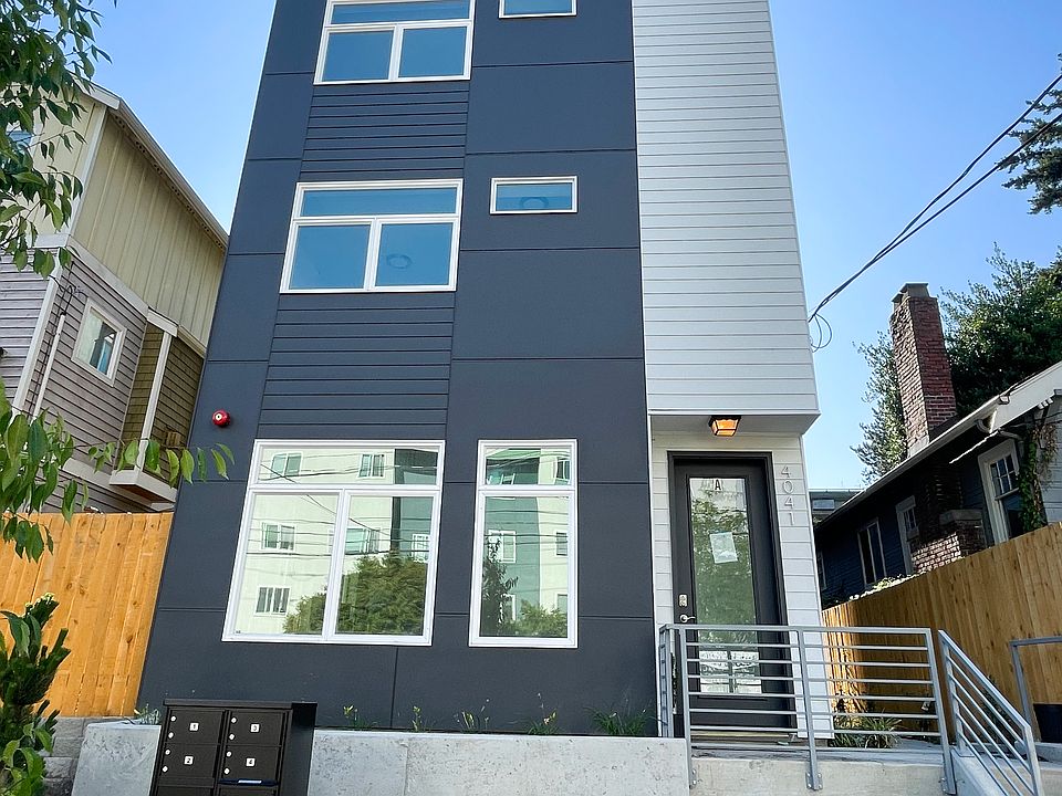 1st image of 4041 7th Ave NE #Townhouse Crm4