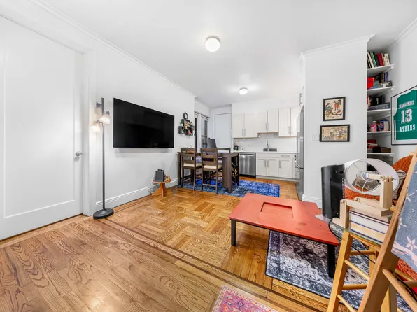 24-75 38th Street image 20 of 28