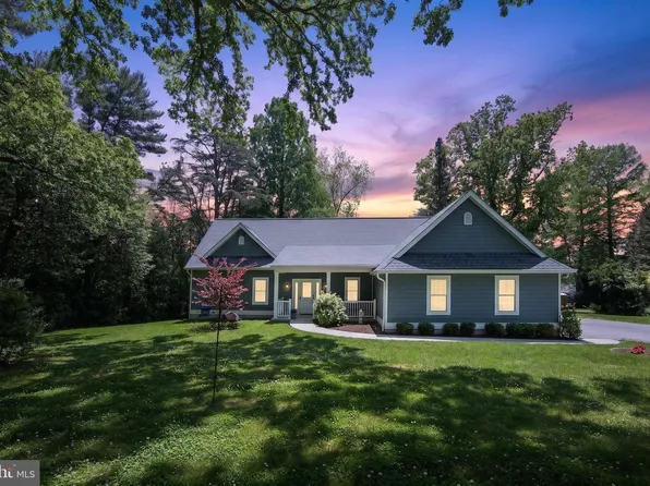 10 E Brookhaven Rd, Wallingford, PA 19086