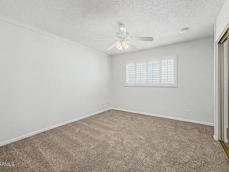 8501 E Roanoke Ave — Photo 16