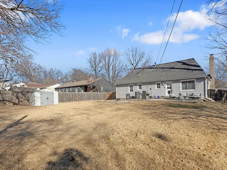 3314 NE Mohawk Ln — Photo 32