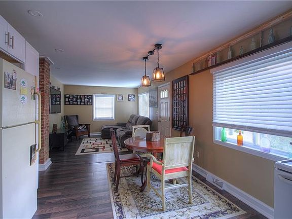 2nd image of 525 Aiken Ave