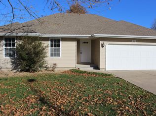 3947 W Linwood St, Springfield, MO 65807