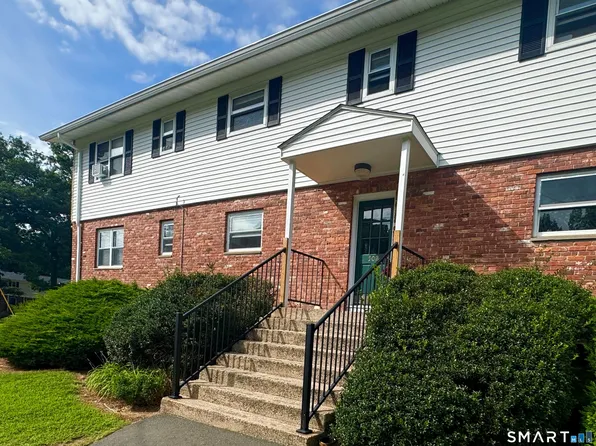 502 Oak Avenue #17, Cheshire, CT 06410
