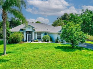 1152 SE Oriental Ave, Port Saint Lucie, FL 34952