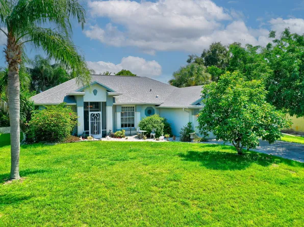 1152 SE Oriental Avenue, Port St Lucie, FL 34952