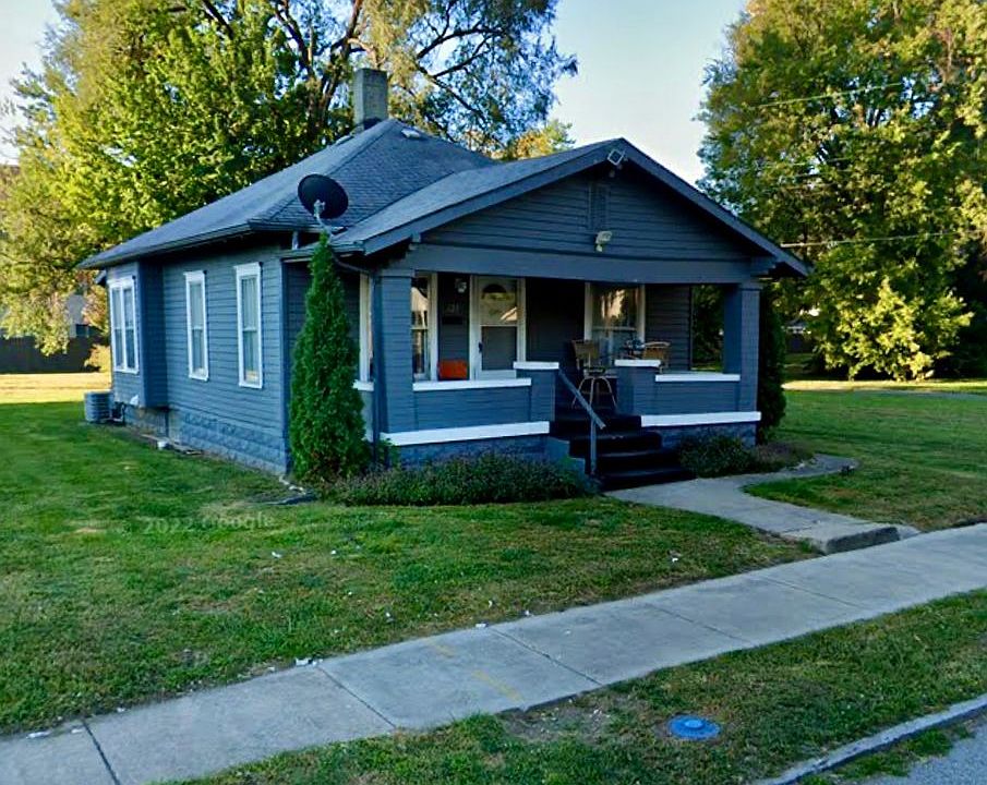 2nd image of 623 2nd Ave