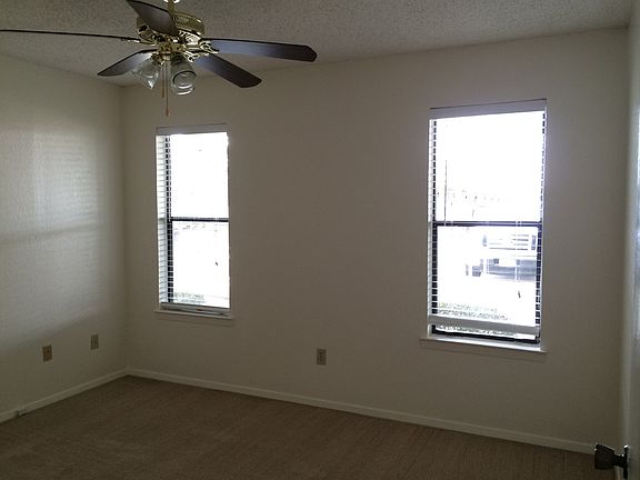 5th image of 4415 Lake Shore Villa Dr