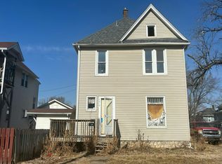 4019 7th Ave, Rock Island, IL 61201