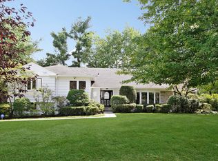 12 Myrtledale Rd, Scarsdale, NY 10583