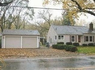 9335 Commerce Rd, Commerce Township, MI 48382