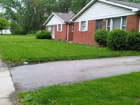 3rd image of 906 Sibley Blvd