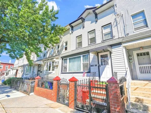 104-21 92nd Avenue image 2 of 61