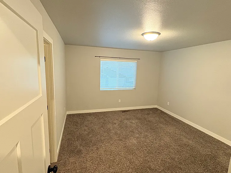 601 Copperfield Dr — Photo 18