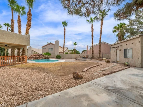 8601 Freeport Ln, Las Vegas, NV 89117