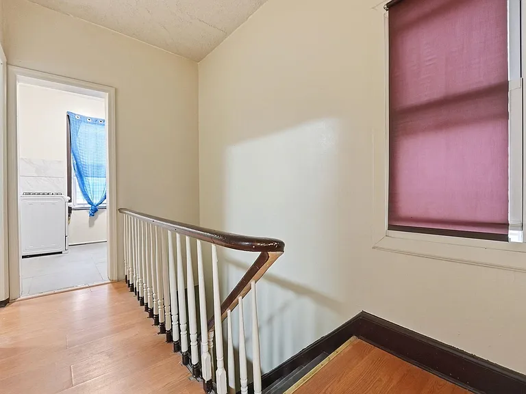 86 Seaview Ave — Photo 5