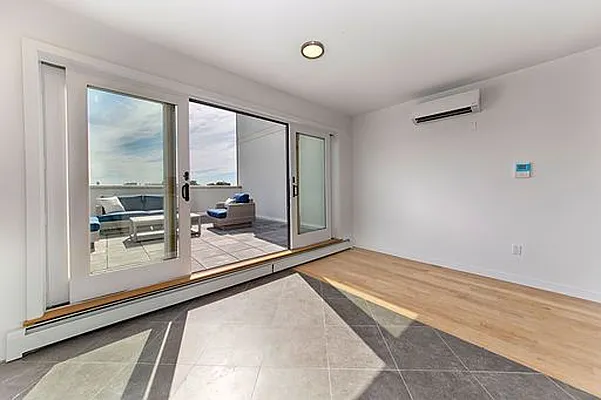 Rented by Compass | media 11