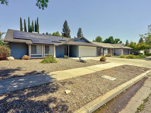 3rd image of 1111 E Donna Dr