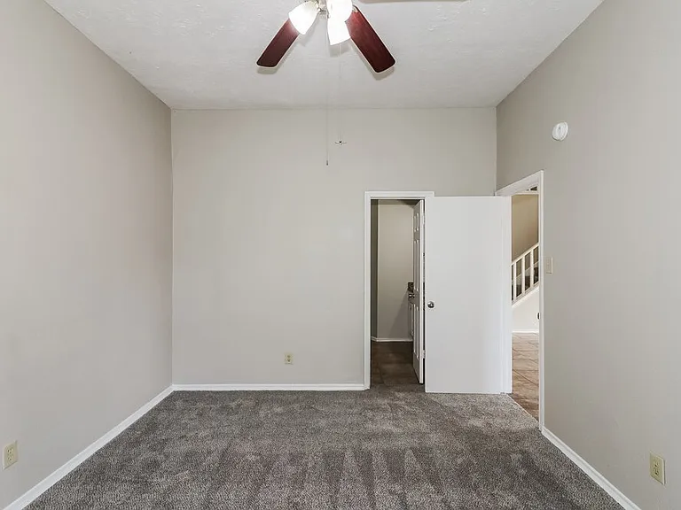 6042 Beaconridge Dr — Photo 10