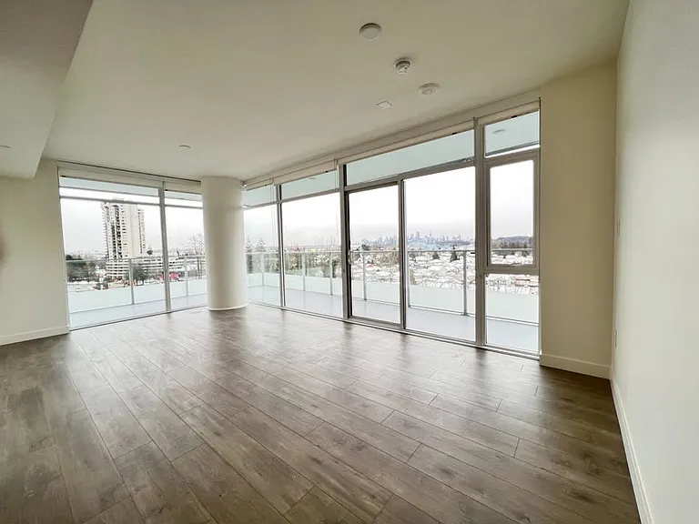 200 Klahanie Ct #704 — Photo 3