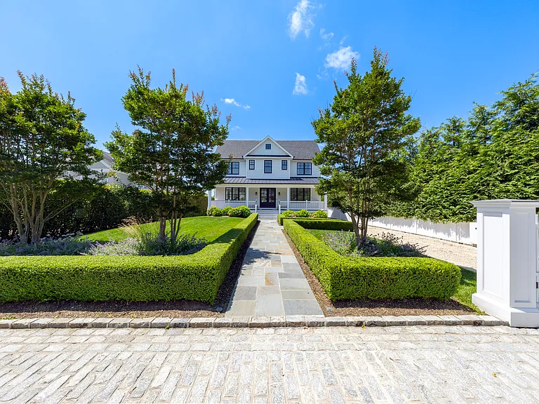 13 Beach Ln — Photo 28