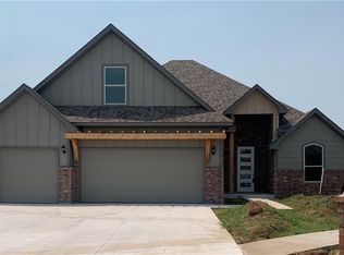11201 Eagle Ct, Yukon, OK 73099