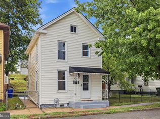 827 Chestnut St, Hagerstown, MD 21740