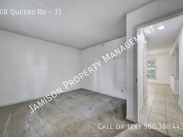 308 Queens Rd #31 — Photo 9