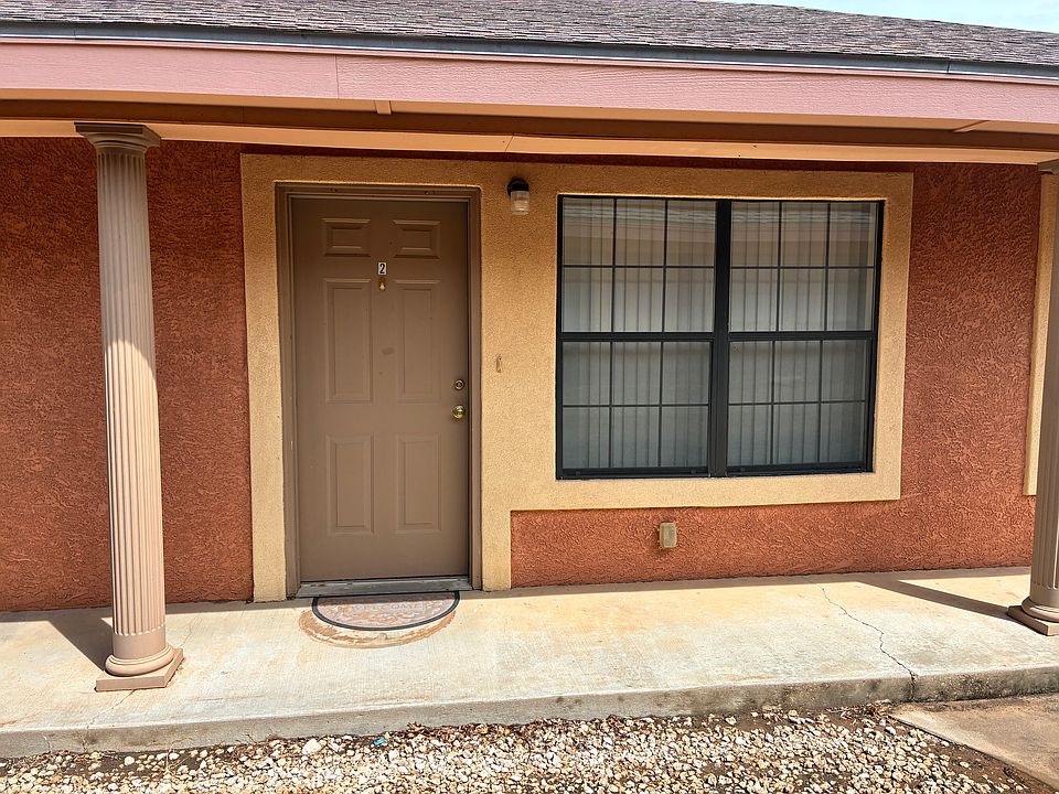 1st image of 901 S Boulder Ave APT 2