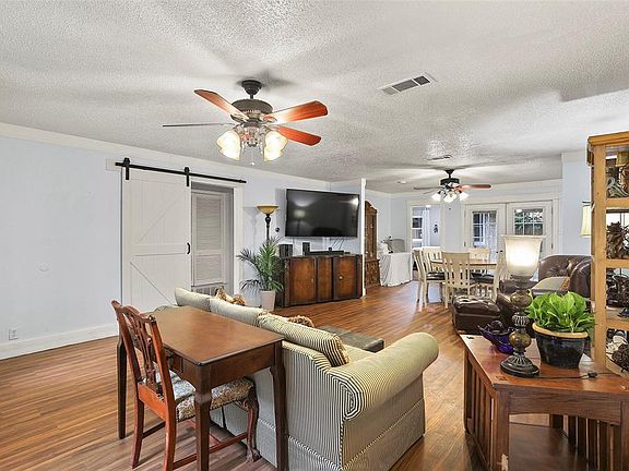 5th image of 5117 Cummings Dr