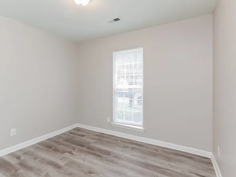 5833 Lawnmeadow Dr — Photo 14