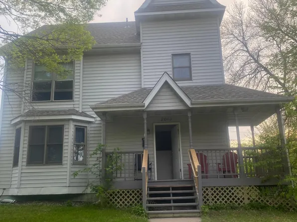 2643 Lyndale Ave N, Minneapolis, MN 55411