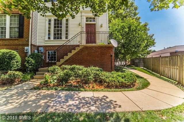 1st image of 8155 Skelton Cir