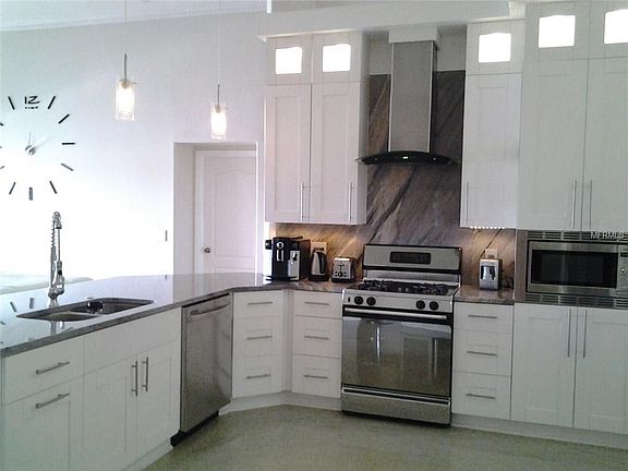 2nd image of 14424 Saint Georges Hill Dr