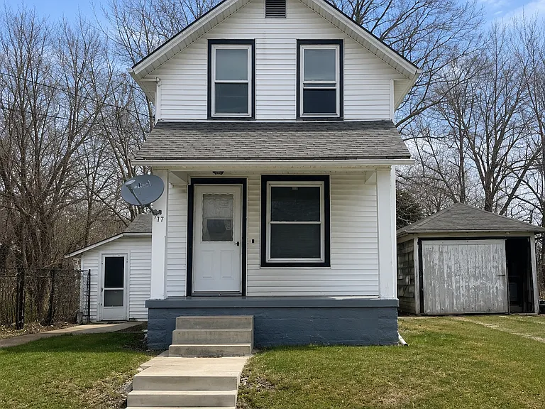 712 E Shawnee St — Photo 1