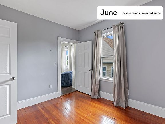 2nd image of 368 Park St #D