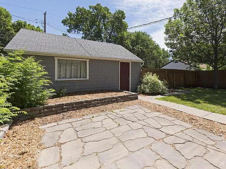 6741 Xerxes Ave S — Photo 23
