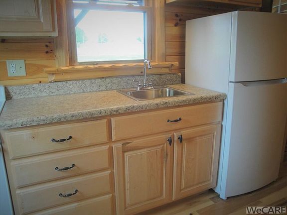 4th image of 220 S Leighton St
